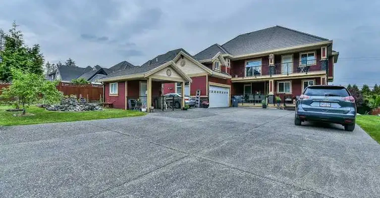 16482 88 Avenue, Surrey, BC, V4N 1E7 - 16