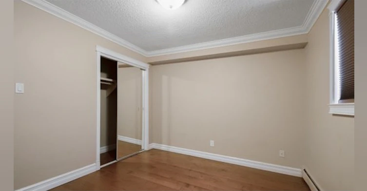 106-10225 117 Street, Edmonton, AB, T5K 1X7