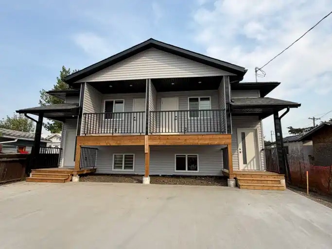 9403 103 Avenue, Grande Prairie, AB, T8V 1B4