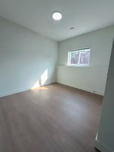 9403 103 Avenue, Grande Prairie, AB, T8V 1B4 - 8