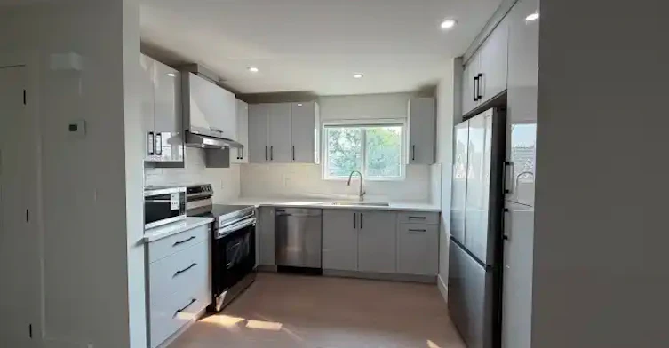 9403 103 Avenue, Grande Prairie, AB, T8V 1B4 - 2