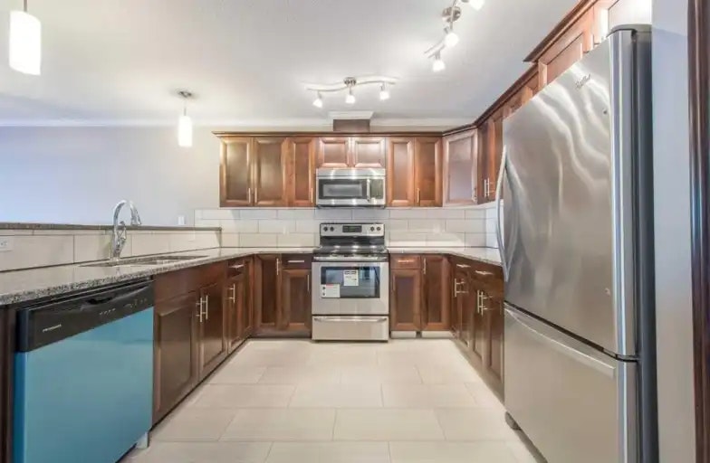 5215 52 Street, Valleyview, AB, T4J 1H7 - 9