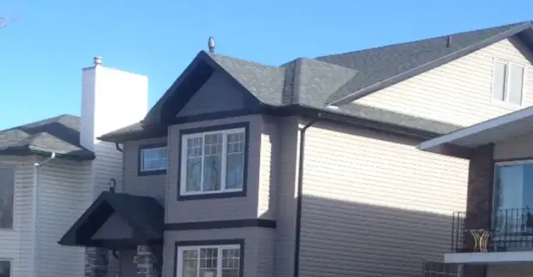 7527 106 Street, Edmonton, AB, T6E 4W1 - 5