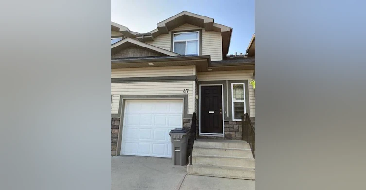 9511 102 Avenue, Morinville, AB, T8R 0B5