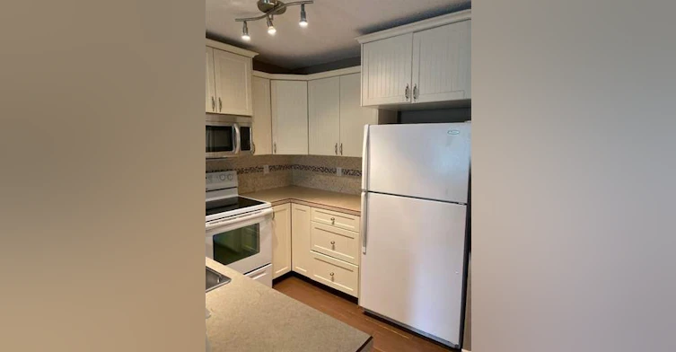 9511 102 Avenue, Morinville, AB, T8R 0B5 - 5
