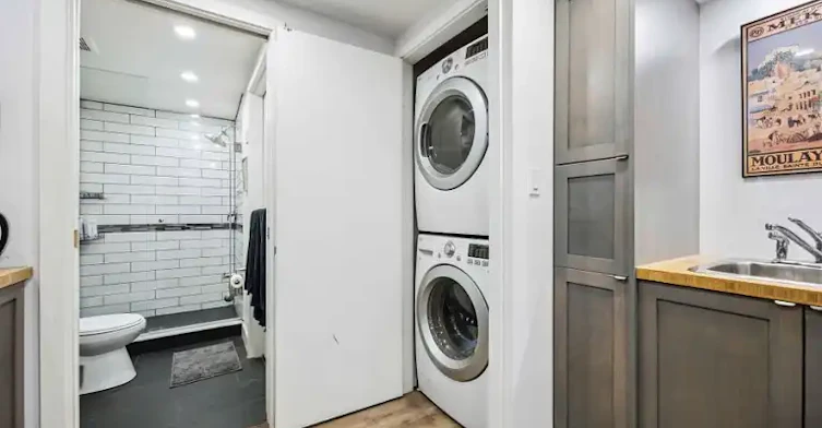 33 Garden Avenue, Toronto, ON, M6R 1H5 - 7