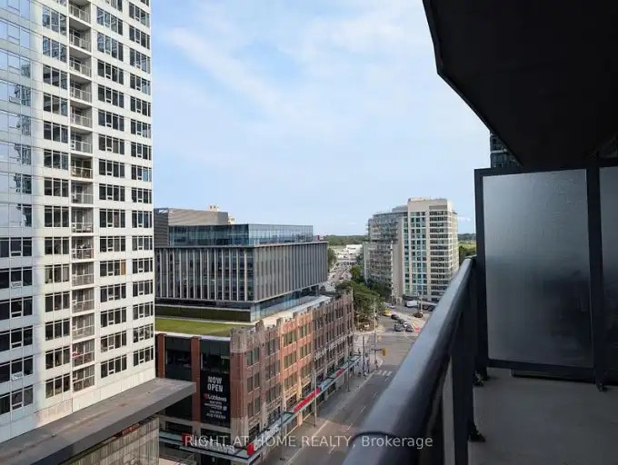 20 Bruyeres Mews, Toronto, ON, M5V 0G8 - 8