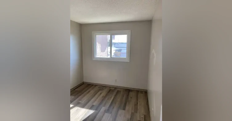 4 Pan Am Street, Swan Hills, AB, T0G 2C0 - 4