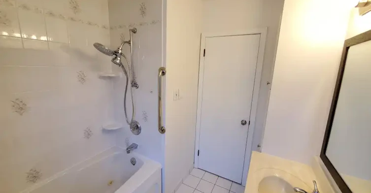 842 Law Street, Oshawa, ON, L1G 4M4 - 11