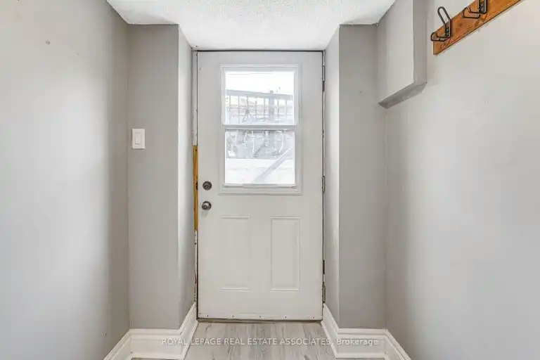 274 Ossington Avenue, Toronto, ON, M6J 3A3 - 3