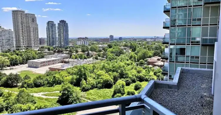 220 Burnhamthorpe Road West, Mississauga, ON, L5B 4N4 - 13