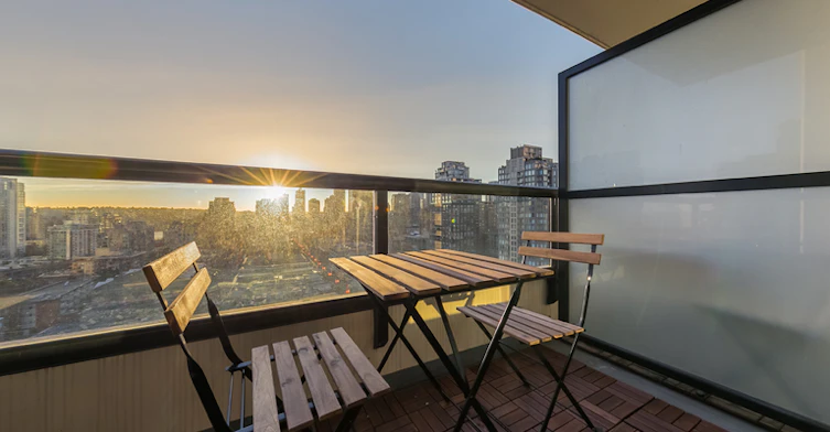 977 Mainland Street, Vancouver, BC, V6B 1T2 - 12