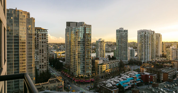 977 Mainland Street, Vancouver, BC, V6B 1T2 - 15