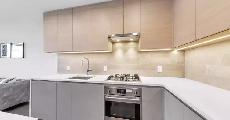 2108 Gilmore Avenue, Burnaby, BC, V5C 0N8 - 3