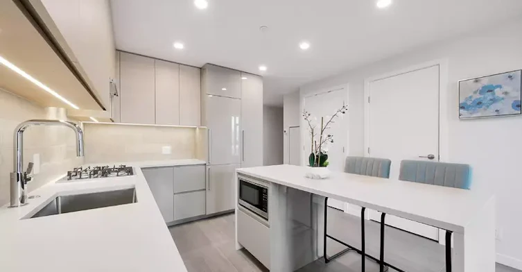2108 Gilmore Avenue, Burnaby, BC, V5C 0N8 - 5