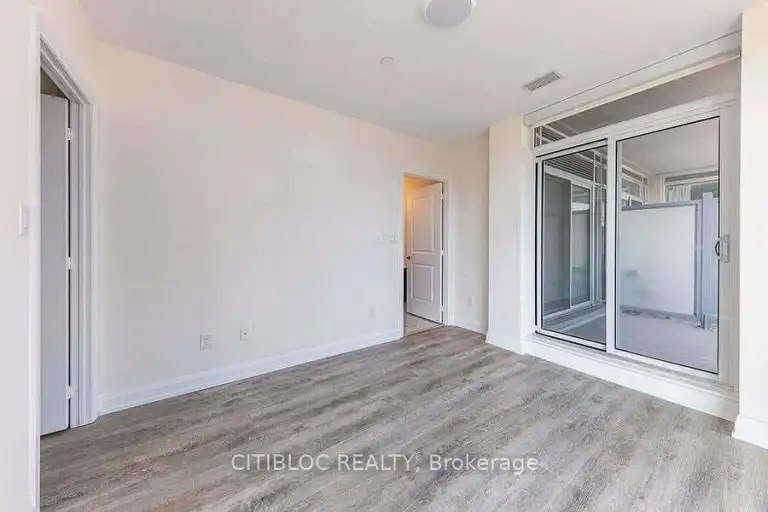 200 Woodbine Avenue, Toronto, ON, M4L 3P2 - 3