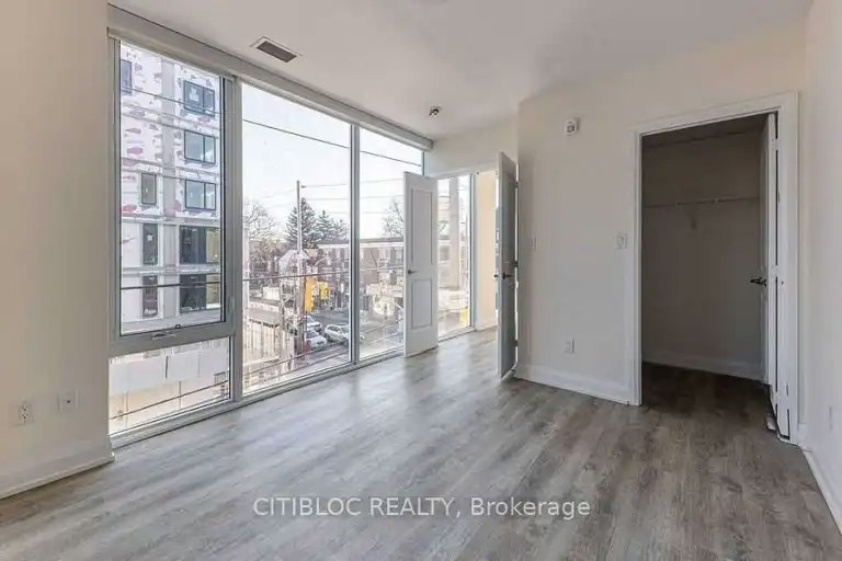 200 Woodbine Avenue, Toronto, ON, M4L 3P2 - 5