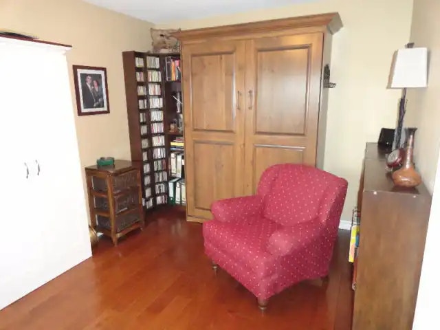165 Ontario Street, Kingston, ON, K7L 2Y6 - 2