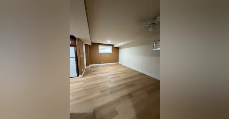 11137 96 Street, Edmonton, AB, T5G 1S8 - 11