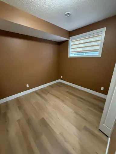 11137 96 Street, Edmonton, AB, T5G 1S8 - 6
