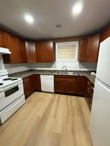 11137 96 Street, Edmonton, AB, T5G 1S8 - 2