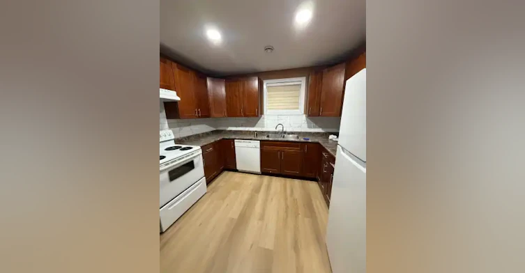 11137 96 Street, Edmonton, AB, T5G 1S8 - 2