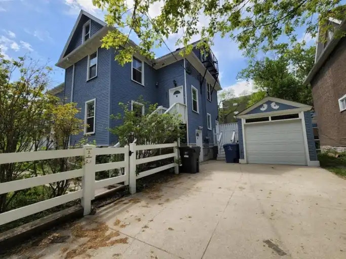 25 Cornish Avenue, Winnipeg, MB, R3C 2C2 - 5