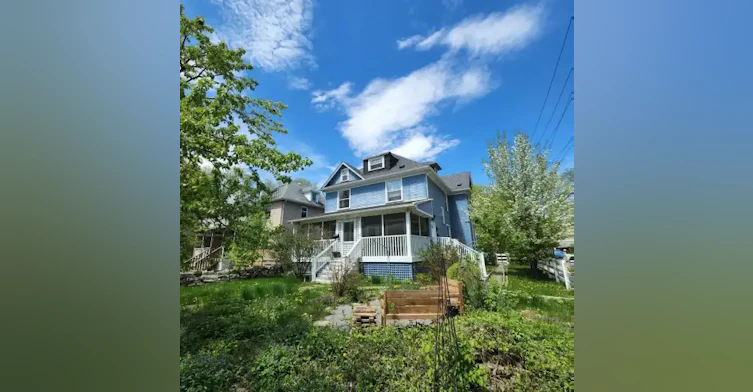 25 Cornish Avenue, Winnipeg, MB, R3C 2C2