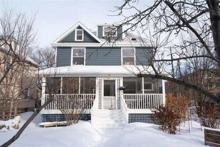 25 Cornish Avenue, Winnipeg, MB, R3C 2C2 - 4
