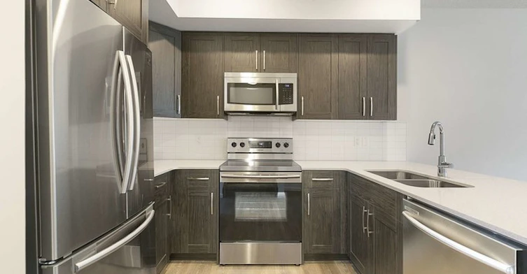 20708 99b Avenue Northwest, Edmonton, AB, T5T 7N2 - 7