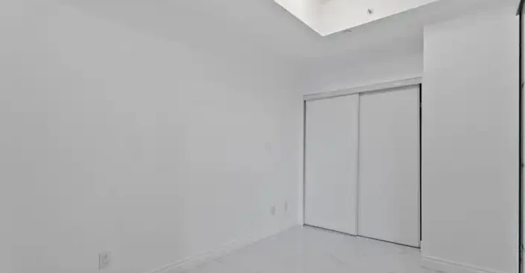 51 Liberty Street East, Toronto, ON, M6K 3P8 - 6