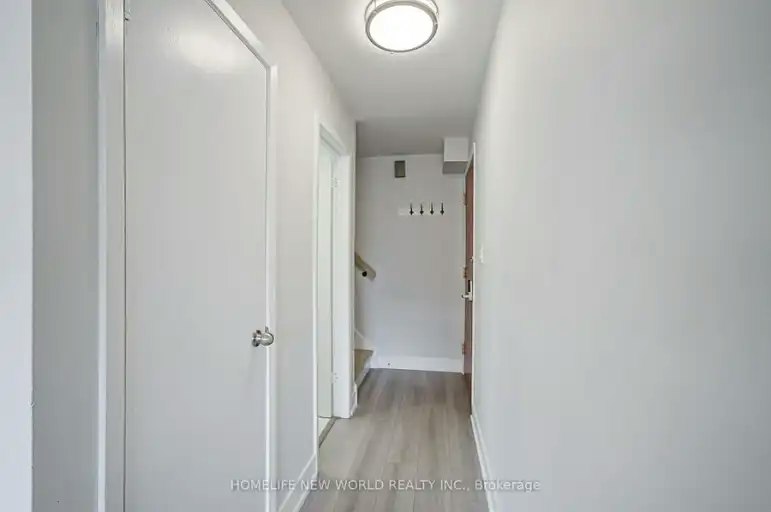133 Jefferson Avenue, Toronto, ON, M6K 3E4 - 6
