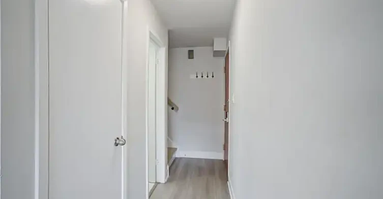 133 Jefferson Avenue, Toronto, ON, M6K 3E4 - 6