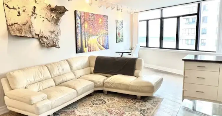 250 Queens Quay West, Toronto, ON, M5J 2Y7 - 3