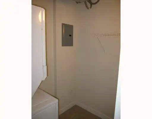 10333 112 Street Northwest, Edmonton, AB, T5K 0B4 - 10