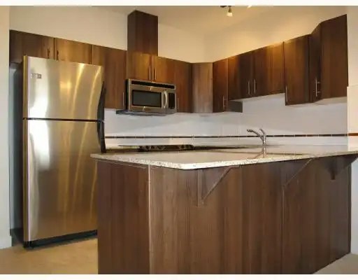 10333 112 Street Northwest, Edmonton, AB, T5K 0B4 - 4