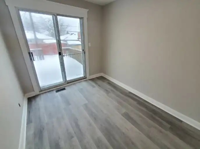 1456 Lakefield Street, Oshawa, ON, L1J 3Z2 - 9