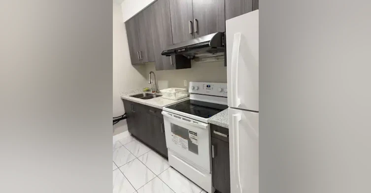 46xx Burke Street, Burnaby, BC - 8