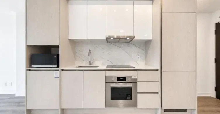 180 Front Street East, Toronto, ON, M5A 0A9 - 8