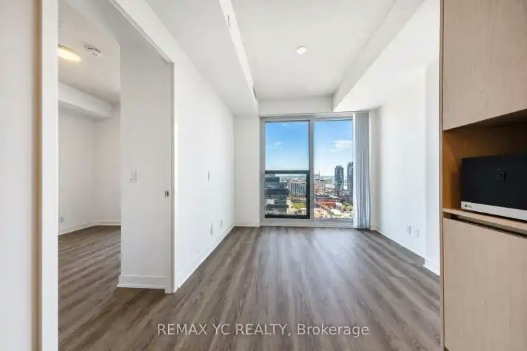 180 Front Street East, Toronto, ON, M5A 0A9 - 7
