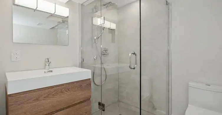 77 Wiley Avenue, Toronto, ON, M4J 3W5 - 10