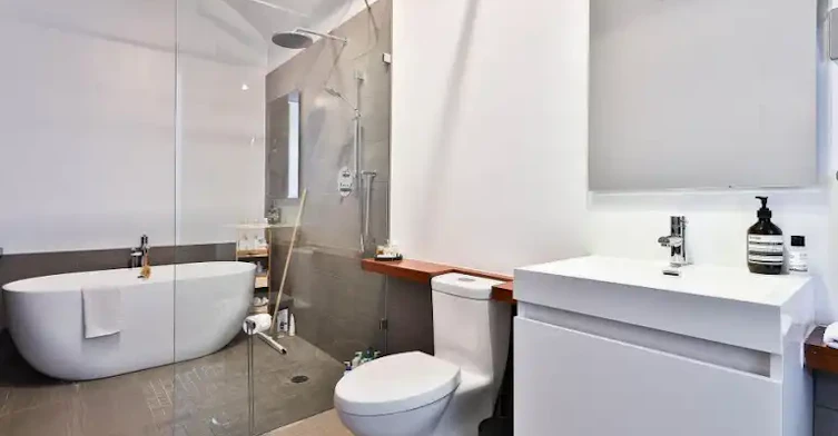 915 King Street West, Toronto, ON, M6K 3M2 - 13