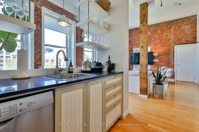 915 King Street West, Toronto, ON, M6K 3M2 - 2