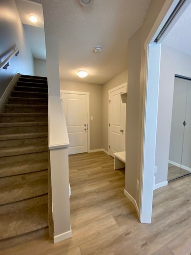 19737 28 Avenue Northwest, Edmonton, AB, T6J 4G4 - 3