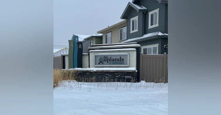 19737 28 Avenue Northwest, Edmonton, AB, T6J 4G4 - 2
