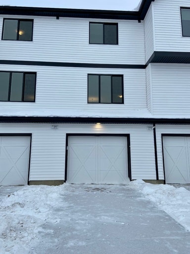 19737 28 Avenue Northwest, Edmonton, AB, T6J 4G4 - 20