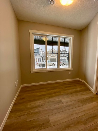 19737 28 Avenue Northwest, Edmonton, AB, T6J 4G4 - 5