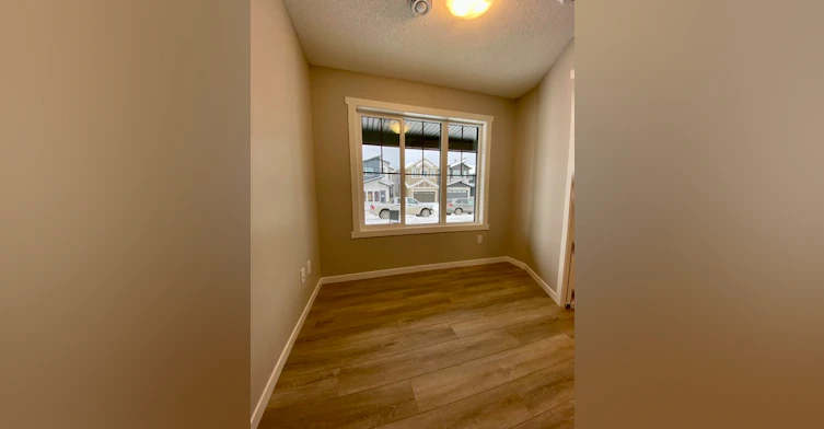 19737 28 Avenue Northwest, Edmonton, AB, T6J 4G4 - 5