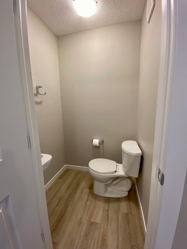 19737 28 Avenue Northwest, Edmonton, AB, T6J 4G4 - 6