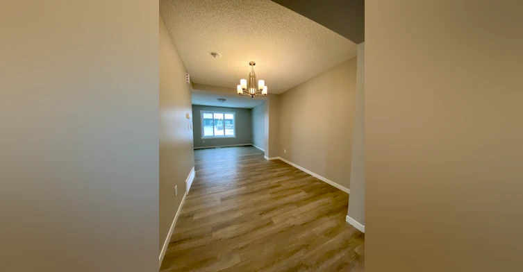 19737 28 Avenue Northwest, Edmonton, AB, T6J 4G4 - 8